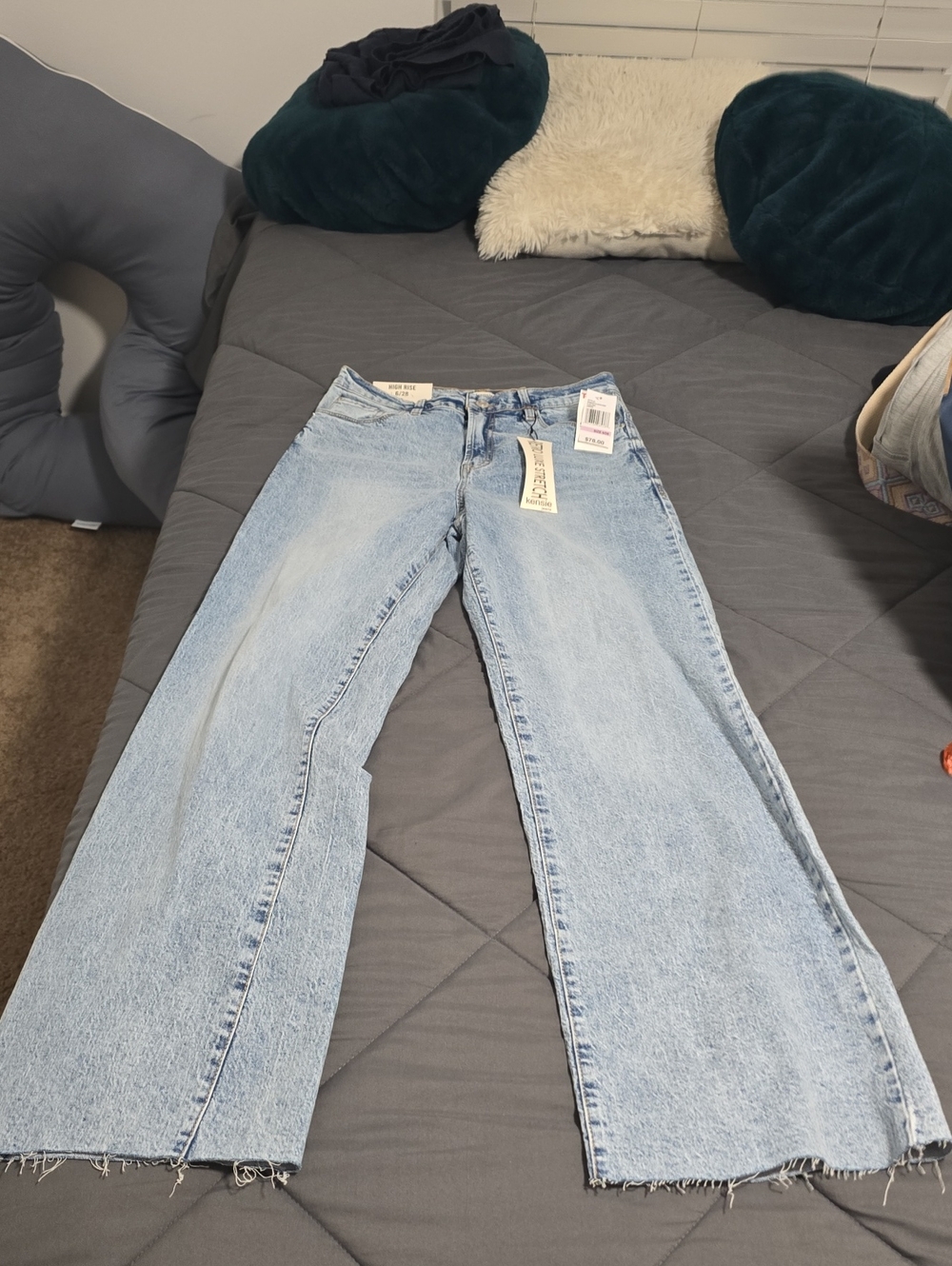 Kensie Light Blue Wide-Leg High-Rise Jeans with Raw Hem